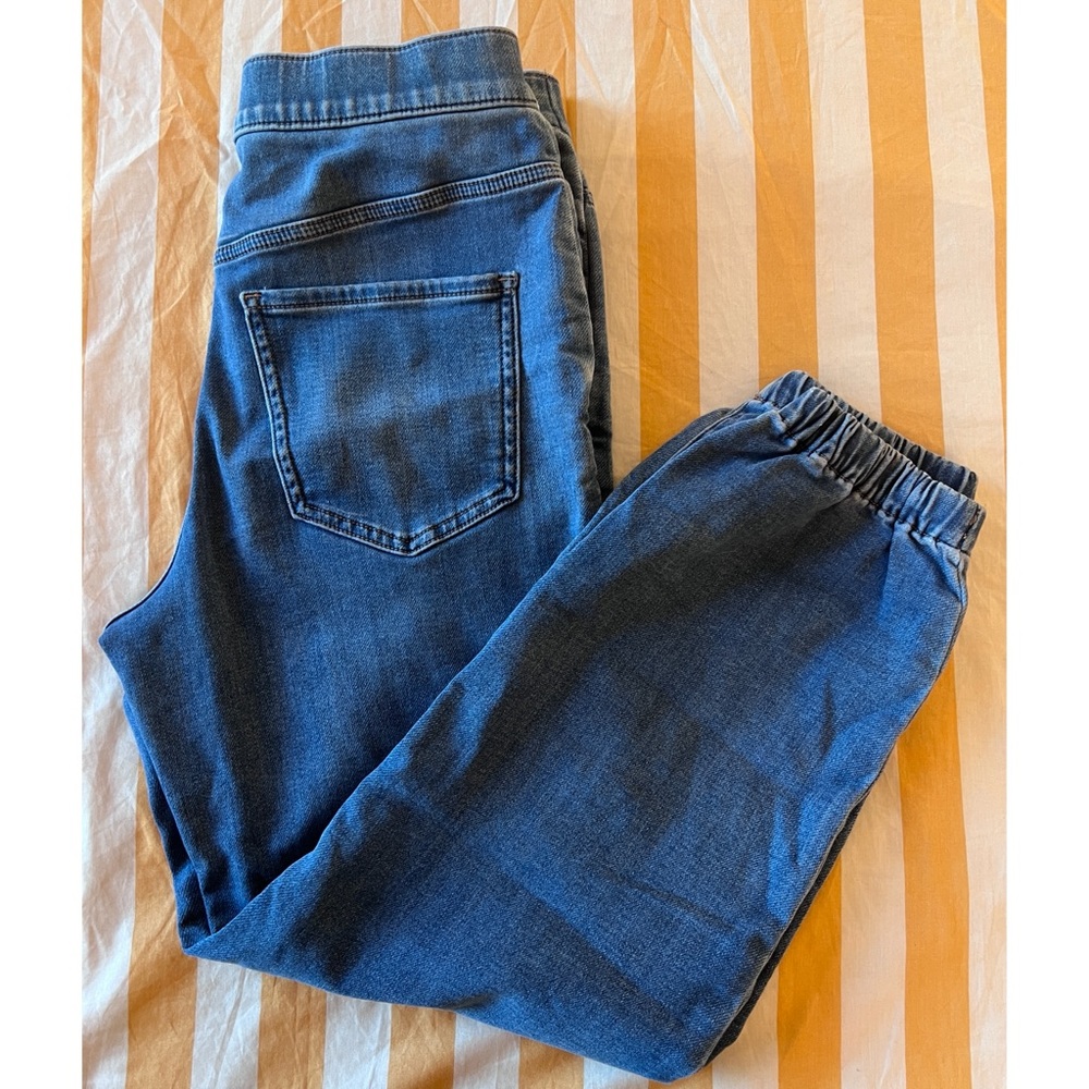 Express Super High Waisted Blue Elastic Back Jogger Jeans, Size 6